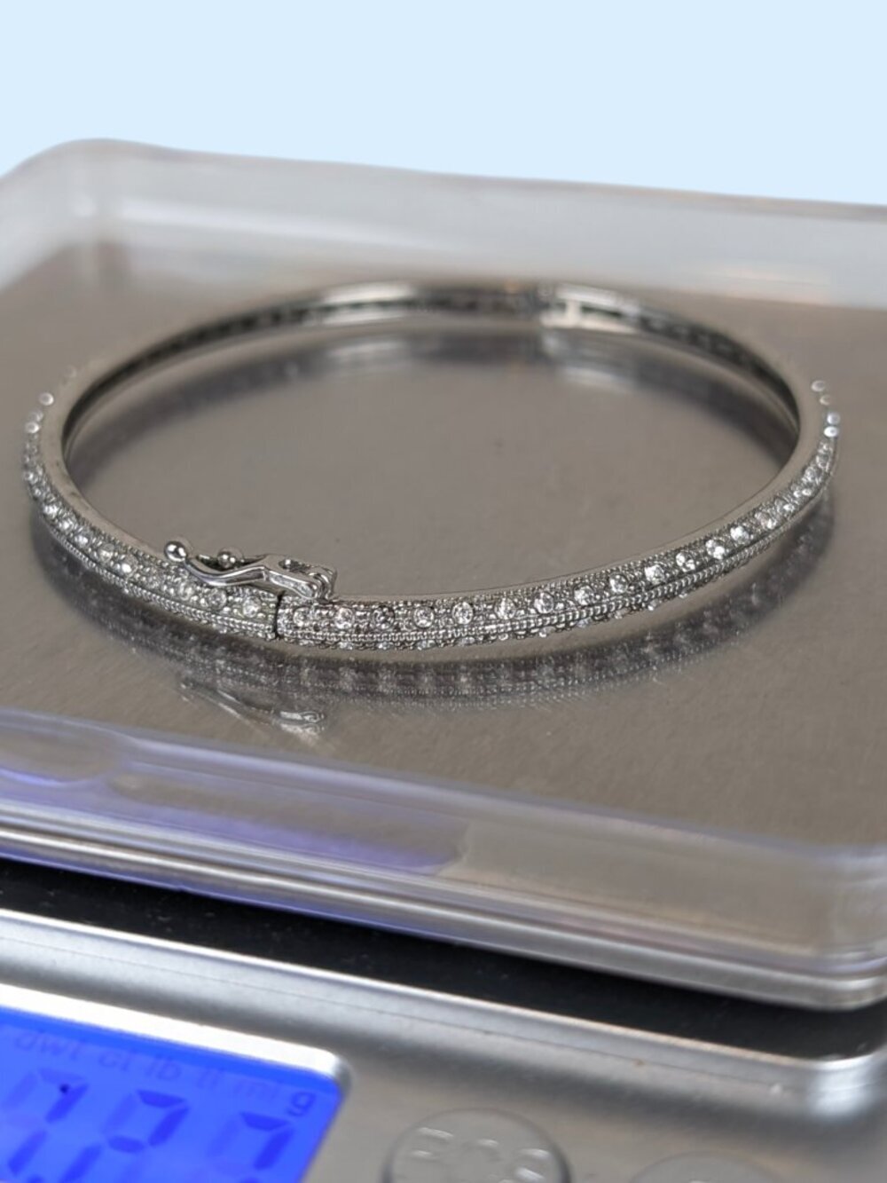 Locking White Rhinestone Hinge Bracelet - Picture 7 of 7